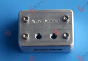 芯片-膜-芯片”三明治結(jié)構(gòu)微流控芯片夾具組裝步驟3