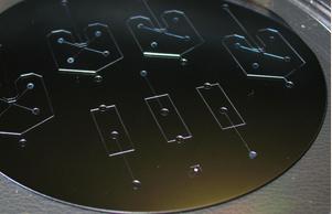 微流控SU-8光刻膠烘烤 微流控SU-8光刻膠烘烤